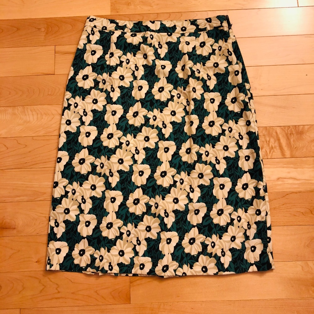Knee length skirt